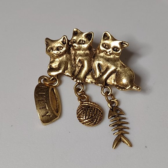 Cute Gold Tone 3 Kitten Dangle Brooch - Picture 1 of 9